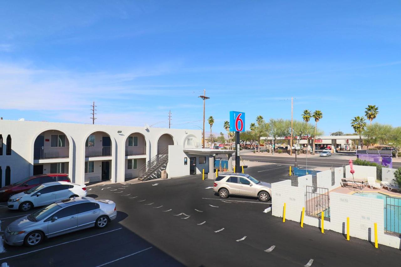 Motel 6 Tucson, Az - East Williams Center Екстериор снимка