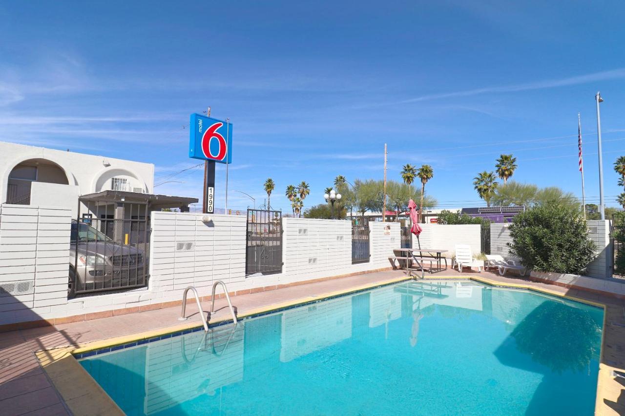 Motel 6 Tucson, Az - East Williams Center Екстериор снимка