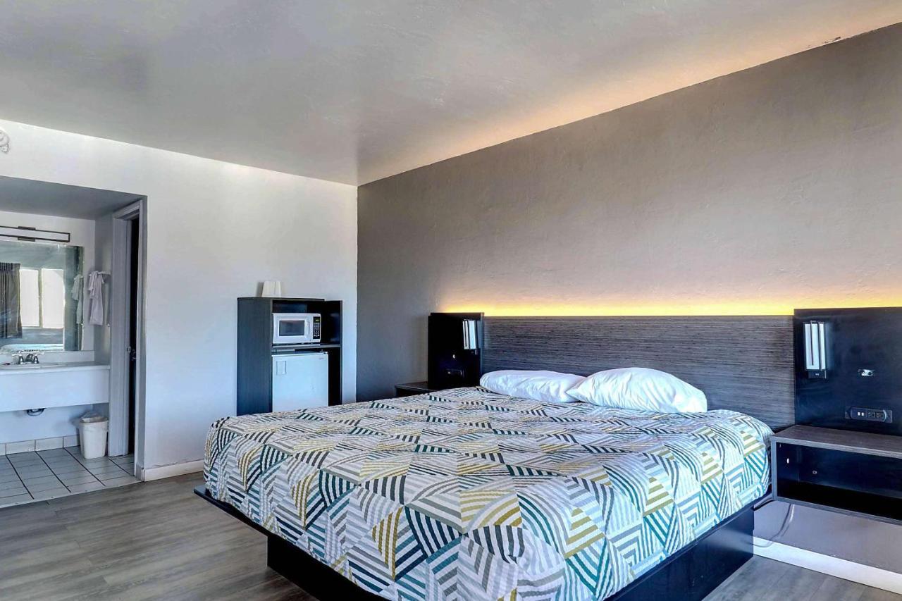 Motel 6 Tucson, Az - East Williams Center Екстериор снимка