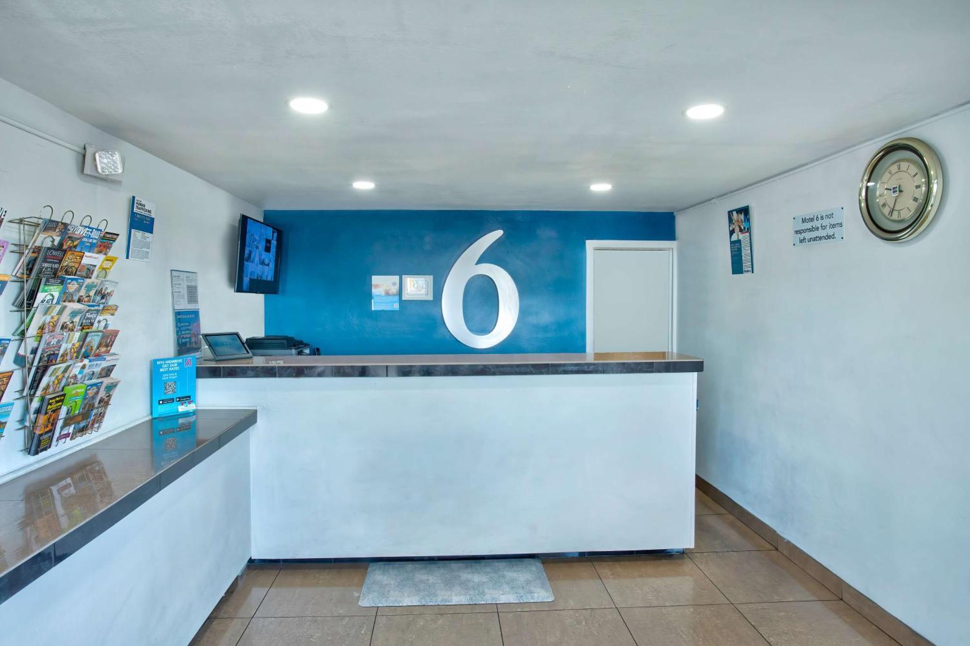 Motel 6 Tucson, Az - East Williams Center Екстериор снимка